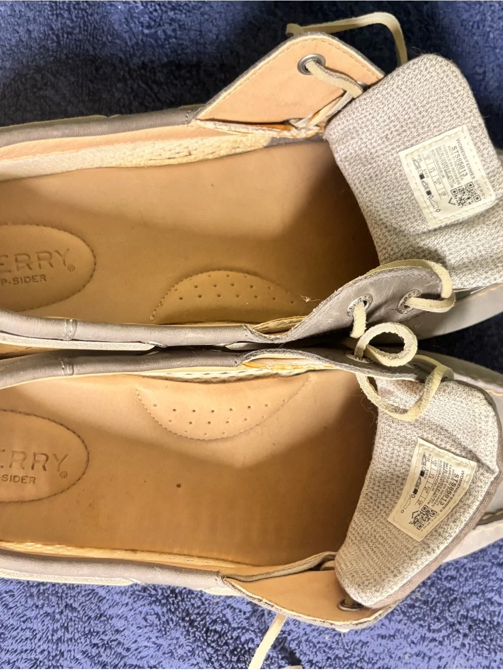Sperry Women’s Light Taupe Leather Boat Shoes